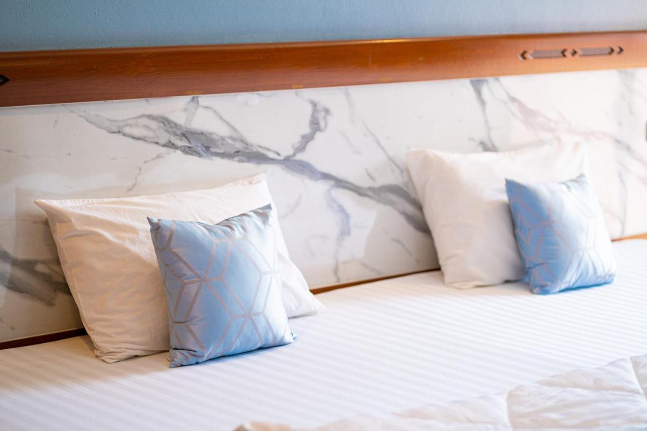 Mayfa Hotel - Sha Extra Plus Phuket Exterior photo